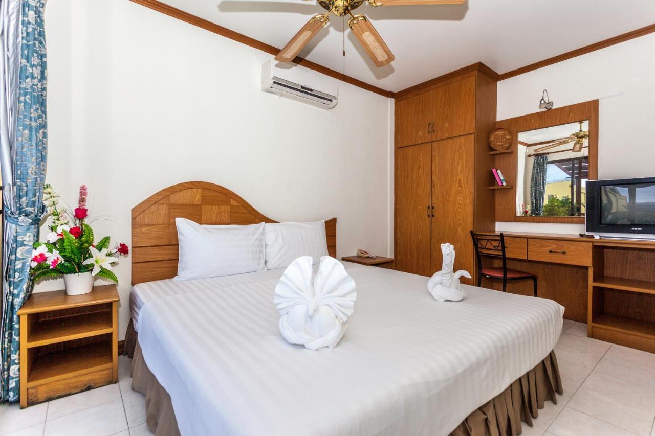 Andaman Sea Patong Hotel Exterior photo