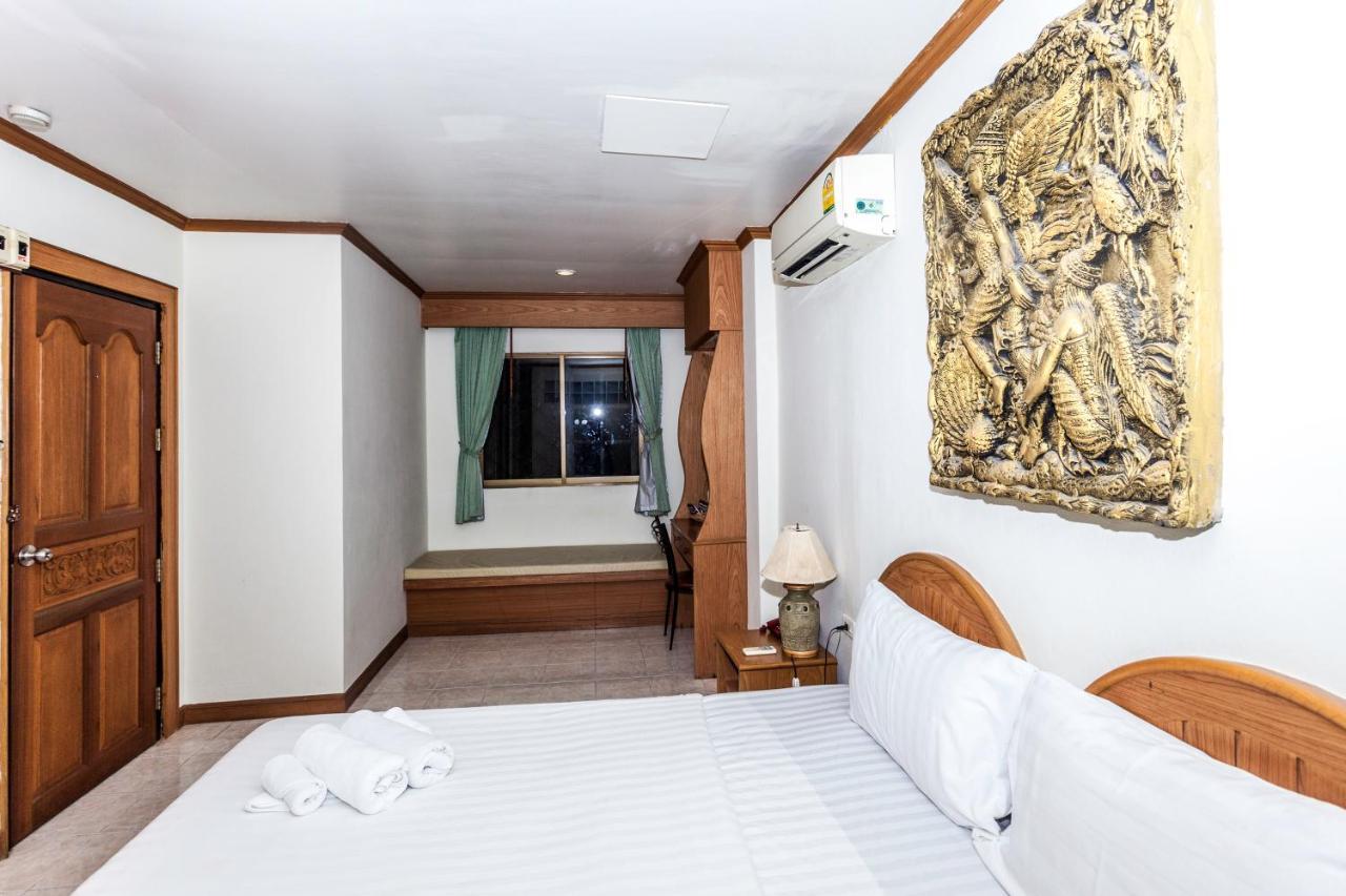 Andaman Sea Patong Hotel Exterior photo